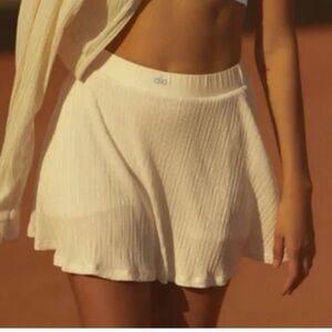 ALO Yoga Micro Plisse Tennis Skirt Skort in Lemon Ice Medium